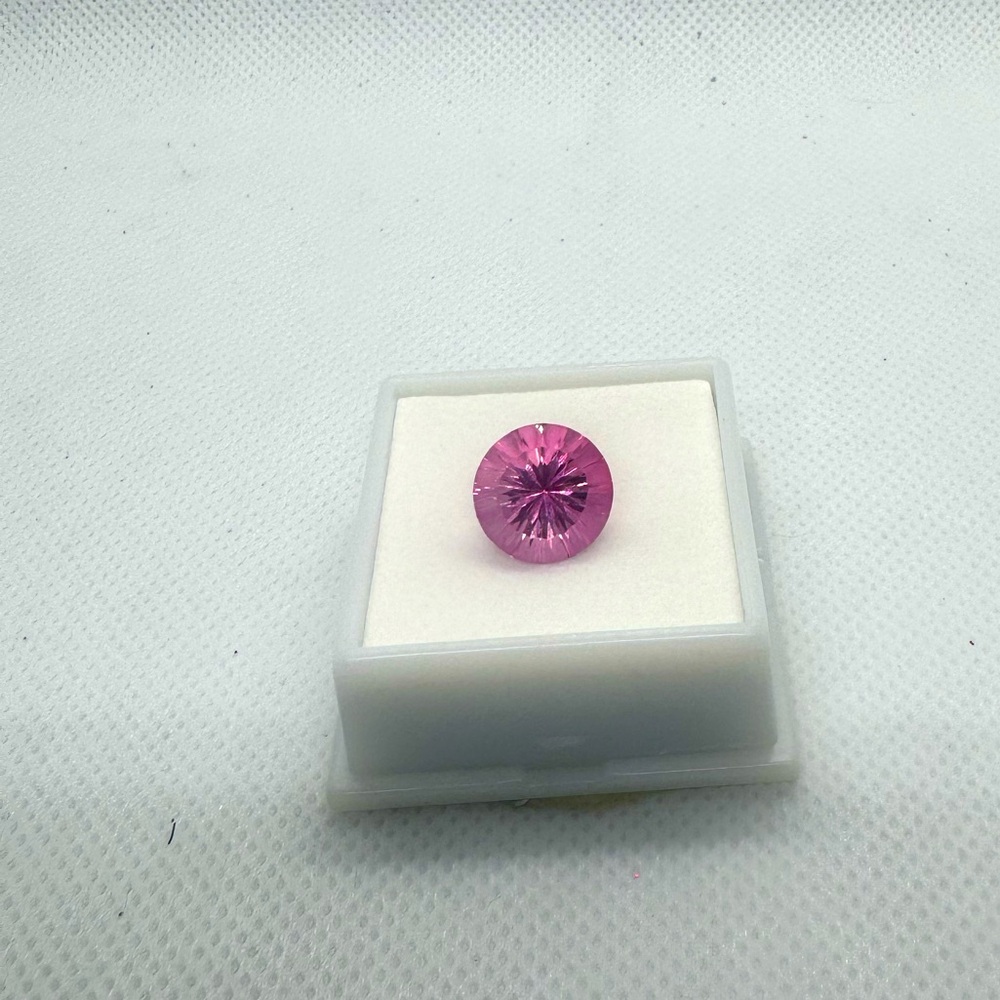 6.5ct pink topaz gemstone
